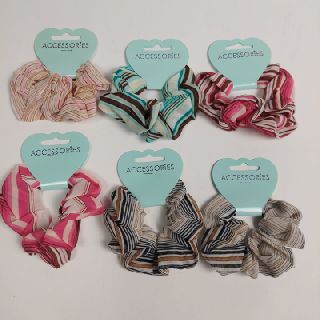 Assorted Hair Accessories, 2,042 Pieces, New Condition, Est. Original Retail €6,126, Vilnius, LT