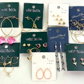 Assorted Women's Jewelry, 200 Units, New Condition, Est. Original Retail $5,200, Seffner, FL