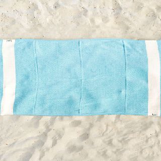 Turkish Cotton Beach Towels, Assorted Colors, 88 Units, New Condition, Est. Original Retail $5,016, Lake Forest, CA