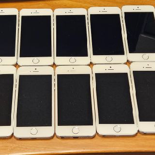 Apple iPhone 5s, Mixed Carriers, 10 Units, Salvage Condition, Est. Original Retail $5,000, Piscataway, NJ