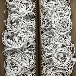 Samsung USB-C Cables, 200 Units, Like New Condition, Est. Original Retail $5,998, Freeport, NY