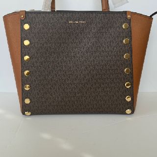 Designer Handbags by Michael Kors, Coach, Radley & More, 43 Units, New Condition, Est. Original Retail $5,001, Lithonia, GA