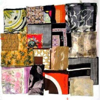 Women's Scarves & Fanny Packs, 140 Units, New Condition, Est. Original Retail $5,024, Dallas, TX