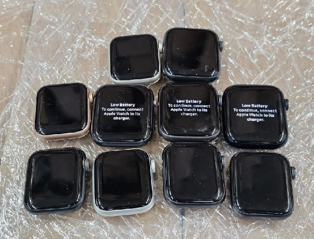 Apple Watches Series SE Brooklyn, NY