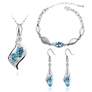 Horse Eye Crystal Necklace, Earrings & Bracelet Sets, 144 Sets, New Condition, Est. Original Retail $7,200, Blaine, WA