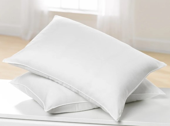 Image of Est. 6 Pallets of Pillows