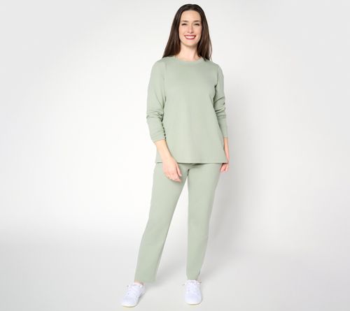 Image of 2 Pallets of Apparel by Belle by Kim Gravel, Denim & Co. & More, (Lot 3_15771)