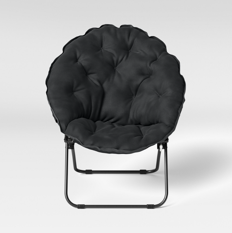 Image of Truckload (21 Pallets) of Dish Chairs, Black & More, 369 Units, Ext. Retail $29,308, Indianapolis, IN