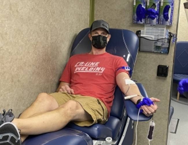 Co-Liners give the gift of life at blood drive