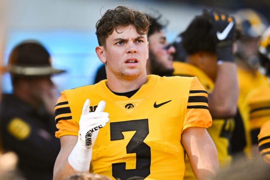 Hawkeye Sunday with Jon Miller: Iowa falls to Minnesota