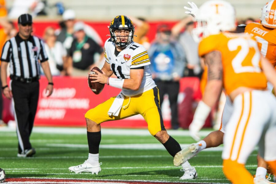 Two Guys Named Chris: Hawkeyes shut out in Citrus Bowl, Cyclones stumble in Memphis