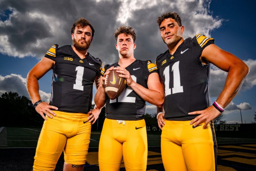 Williams and Hassel return, Iowa QB controversy, and more