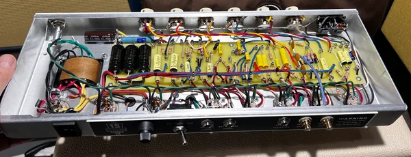 Milkman HT15 chassis interior