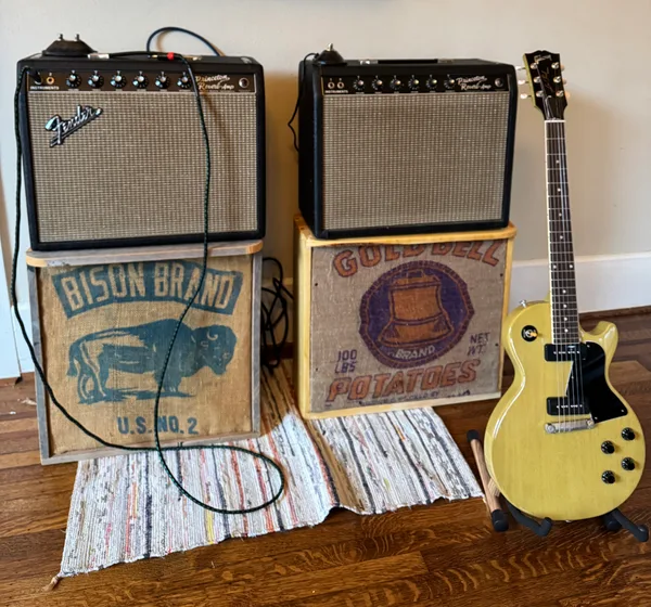 Potato Sack Stacks & Texas Bungalow Beauties — two Fender amps on vintage potato crates with a Les Paul Special