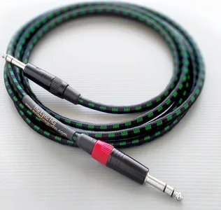 Evidence Audio Lyric HG guitar cable