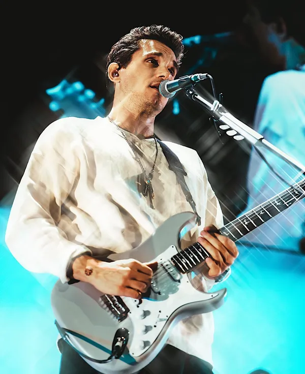 John Mayer with a Silver Sky in 2019