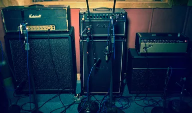 Studio setup with Gain Master in the middle.