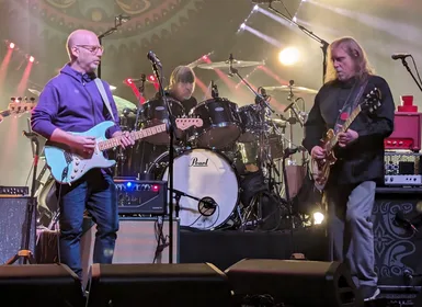 Oz and Warren Haynes.