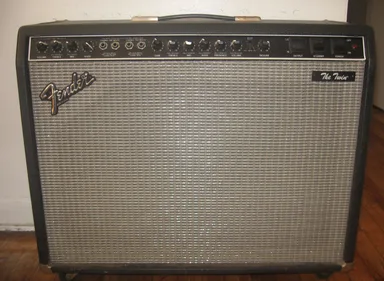 Old black-knob Twin Reverb.