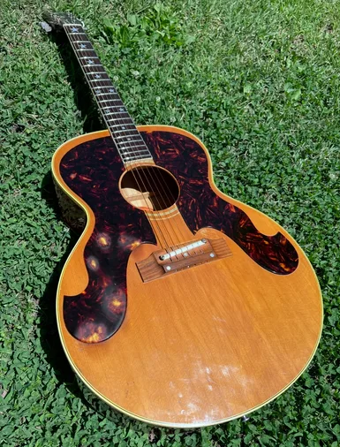 Charlie's Everly J-200
