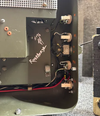 Back of Riverhorse's Space Heater Amp