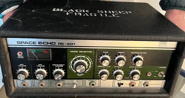 Roland Space Echo RE-201.