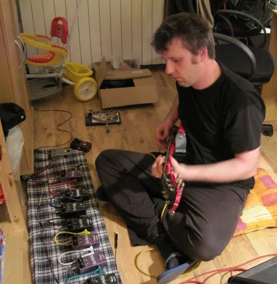 Zvonch Testing 1st Batch of V-1 from Vault66 2010