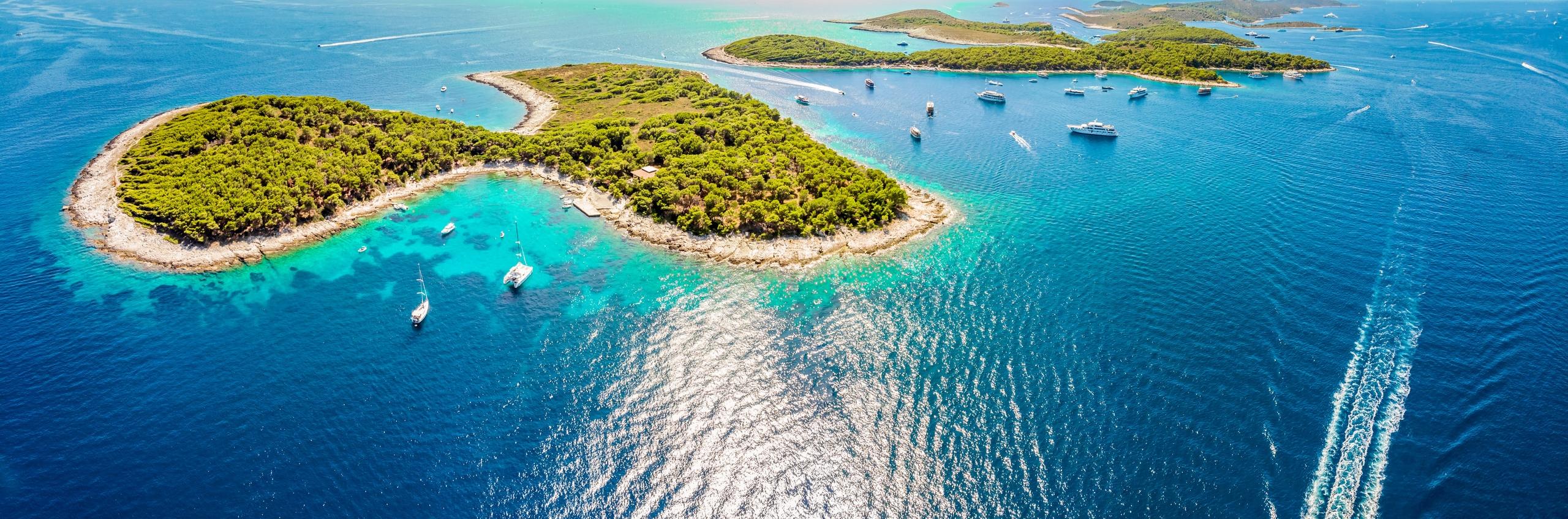 Mini crusing around pakleni islands