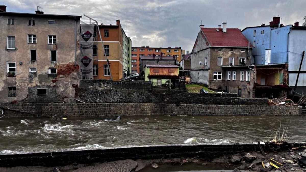 zniszczony po powodzi Lądek Zdrój