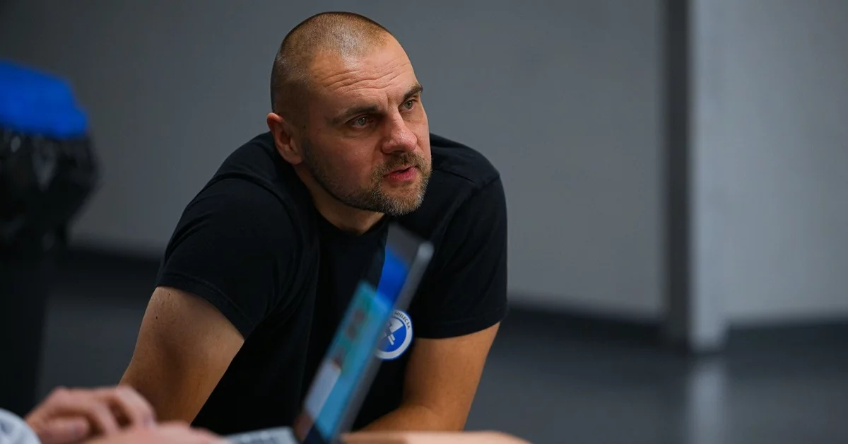 Piotr Bachan po pierwszym treningu Handball Stali Mielec: Okres jest bardzo krótki, ale intensywny dla zawodników