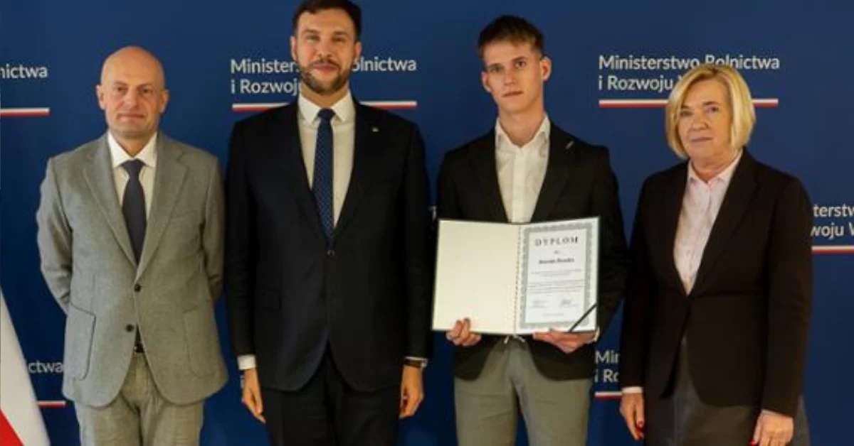 Sukces uczniów z powiatu mieleckiego. Otrzymali wyróżnienia w Ministerstwie