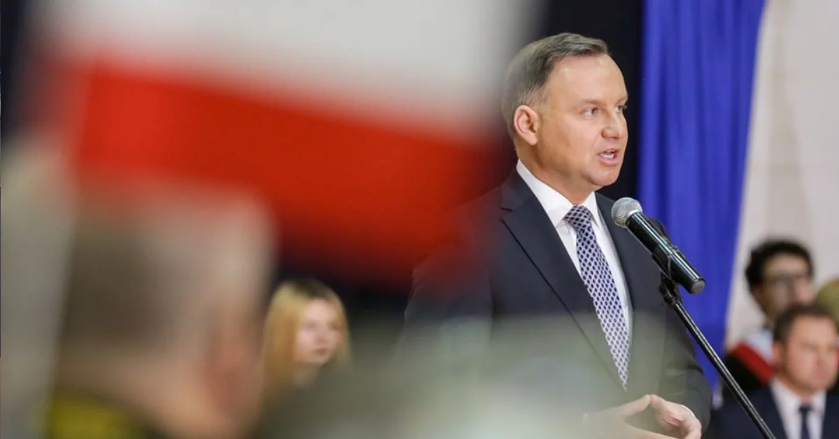 Spór o odznaczenie dla Andrzeja Dudy na Podkarpaciu. KOD protestuje, zarząd województwa wskazuje zasługi