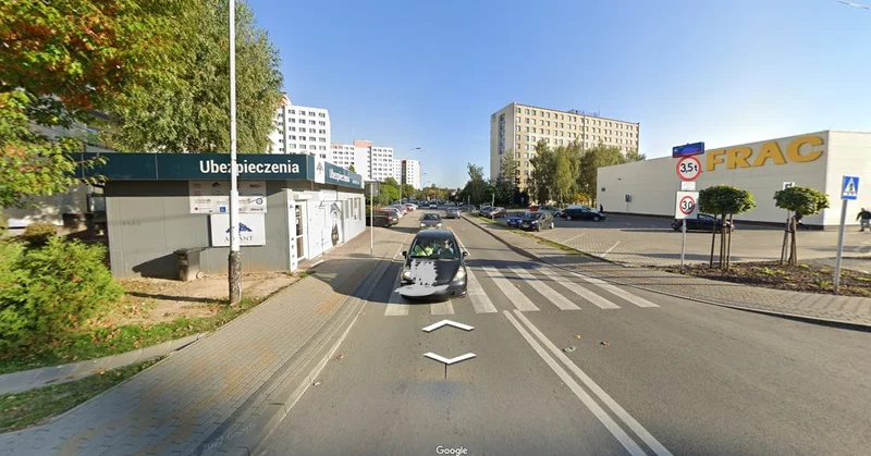 Obrazek do pytania - Jesteśmy przy akademikach. Jaka to ulica?