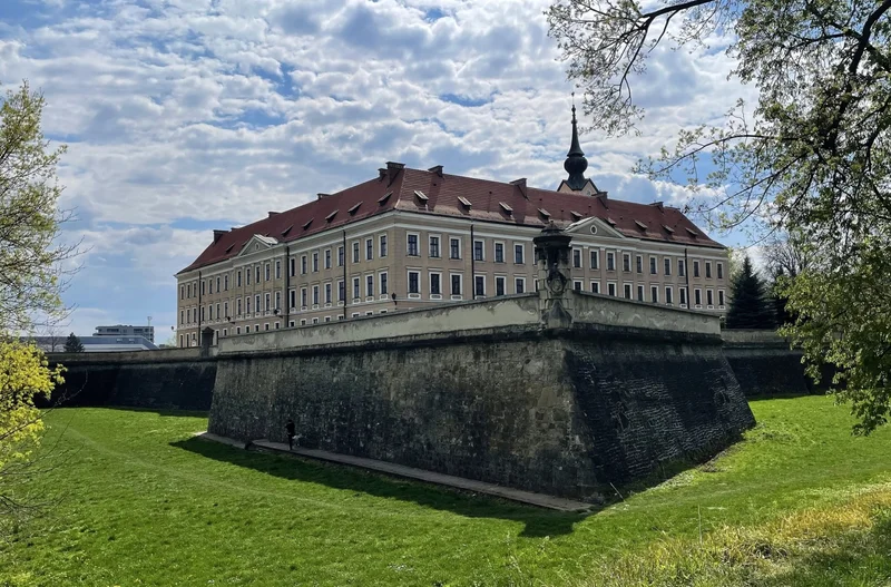 Obrazek do pytania - W którym roku Rzeszów uzyskał status miasta na prawie magdeburskim?