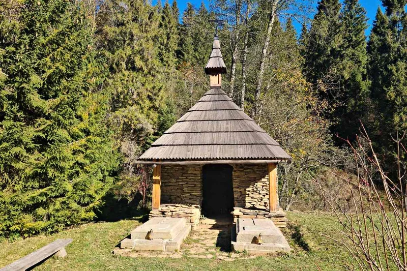 Obrazek do pytania - Gdzie znajduje się tzw. "Grób Hrabiny"?