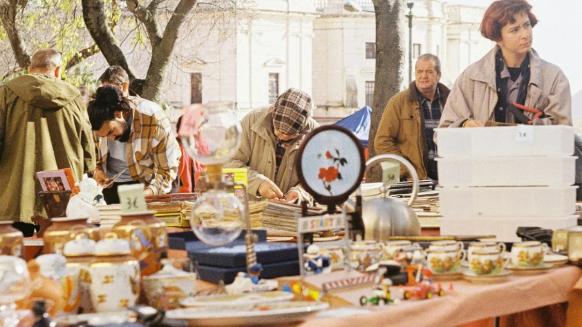 "Padły obelgi i rzucone zostały przedmioty". Zamieszki na giełdzie w Sokołowie Małopolskim. Urząd wydał oświadczenie