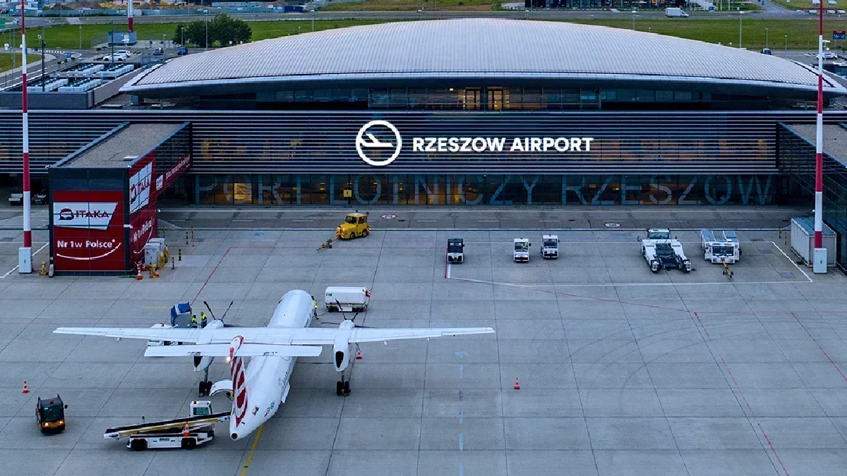 Lotnisko Rzeszów -Jasionka zamknięte. Poderwano myśliwce