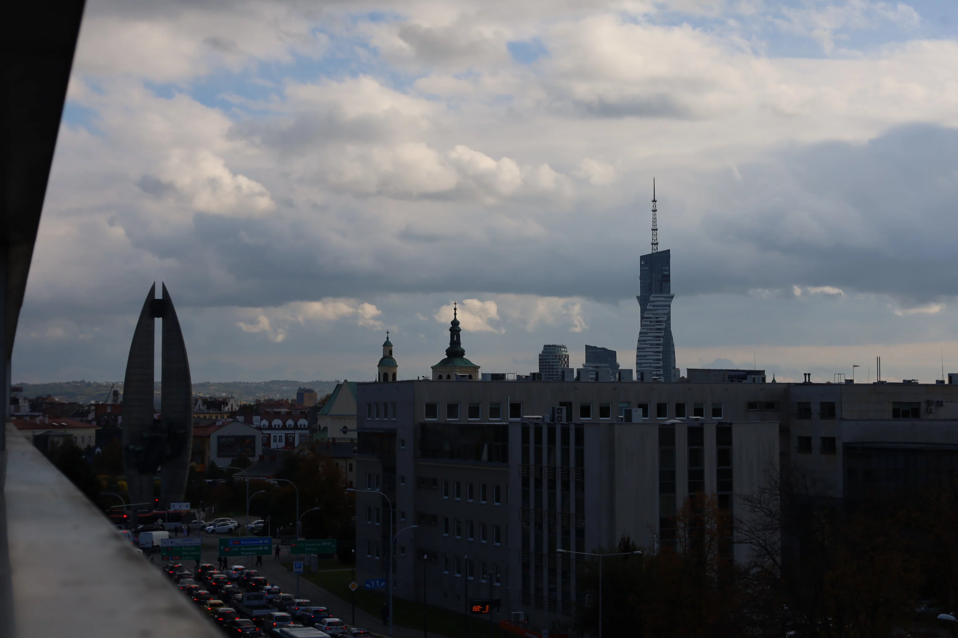 Rekordowy budżet Podkarpacia przyjęty. Priorytetem są inwestycje