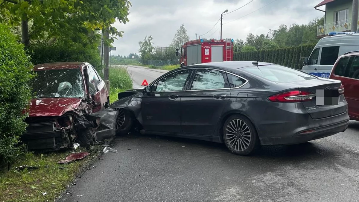 Ford zderzył się z Hondą, a BMW z rowerzystą. Seria wypadków w powiecie rzeszowskim [ZDJĘCIA]