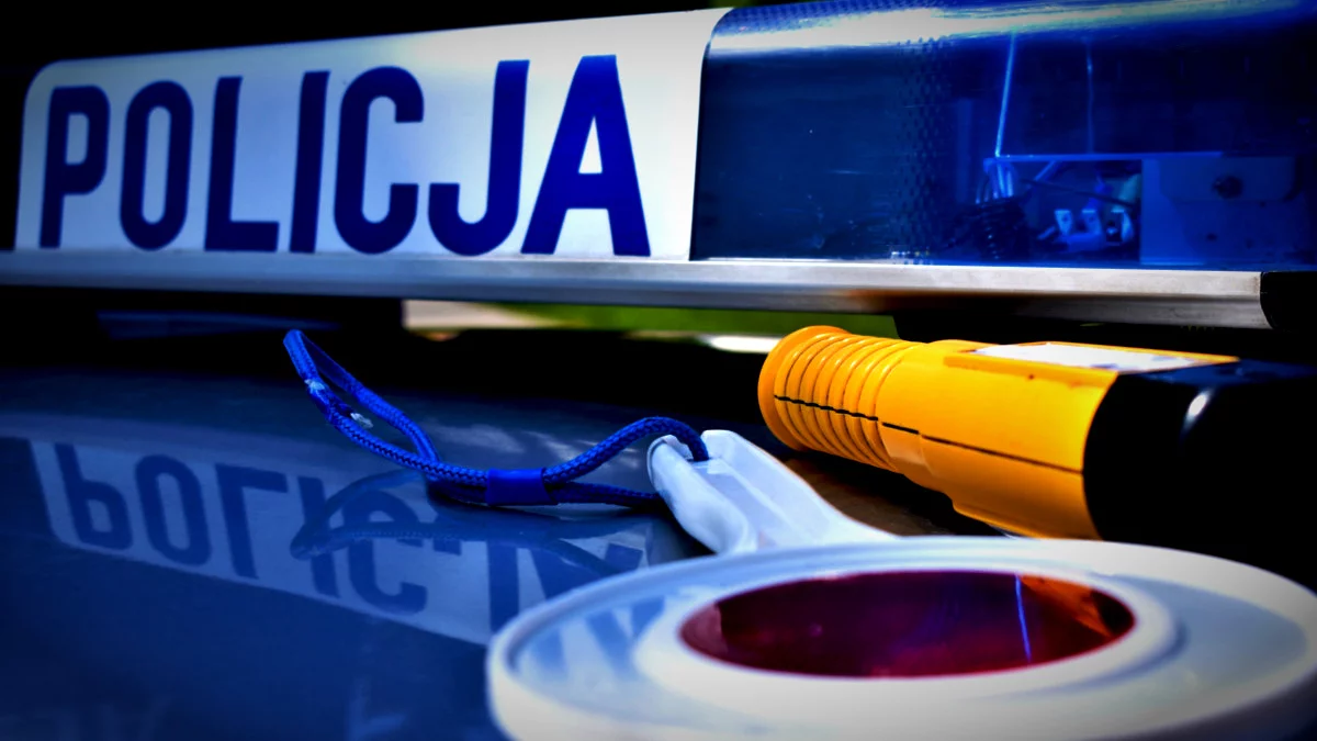 Pijany przyjechał na miejsce czynności policyjnych. Teraz odpowie przed sądem.