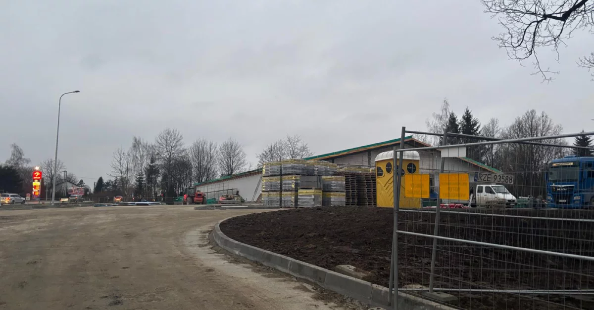 Nowa Biedronka w Rzeszowie. Gdzie powstaje? [ZDJĘCIA]