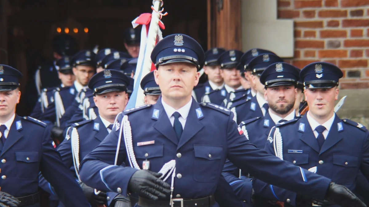 Wojewódzkie Obchody Święta Policji na Placu Farnym w Rzeszowie [ZDJĘCIA]