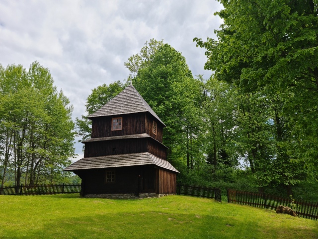 cerkiew-w-michniowcu-dzwonnica