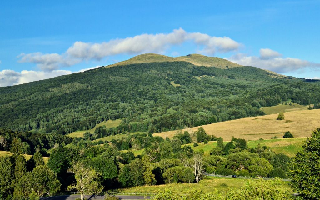 tysiace-osob-w-bieszczadach-polonina-carynska