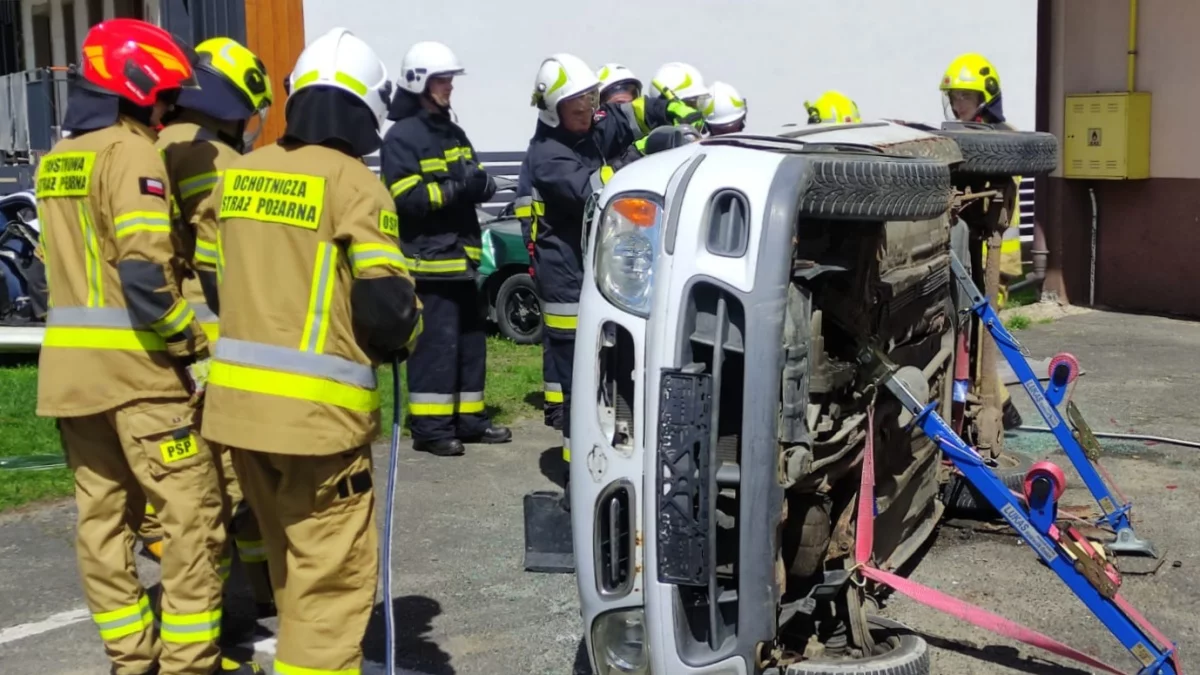 Dwa miesiące szkoleń, jeden cel. Druhowie ukończyli kurs OSP