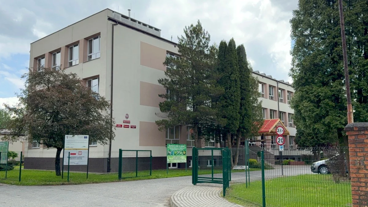 Nowy kierunek edukacyjny w Lesku. Powstaje klasa wojskowa i mundurowa [WIDEO]