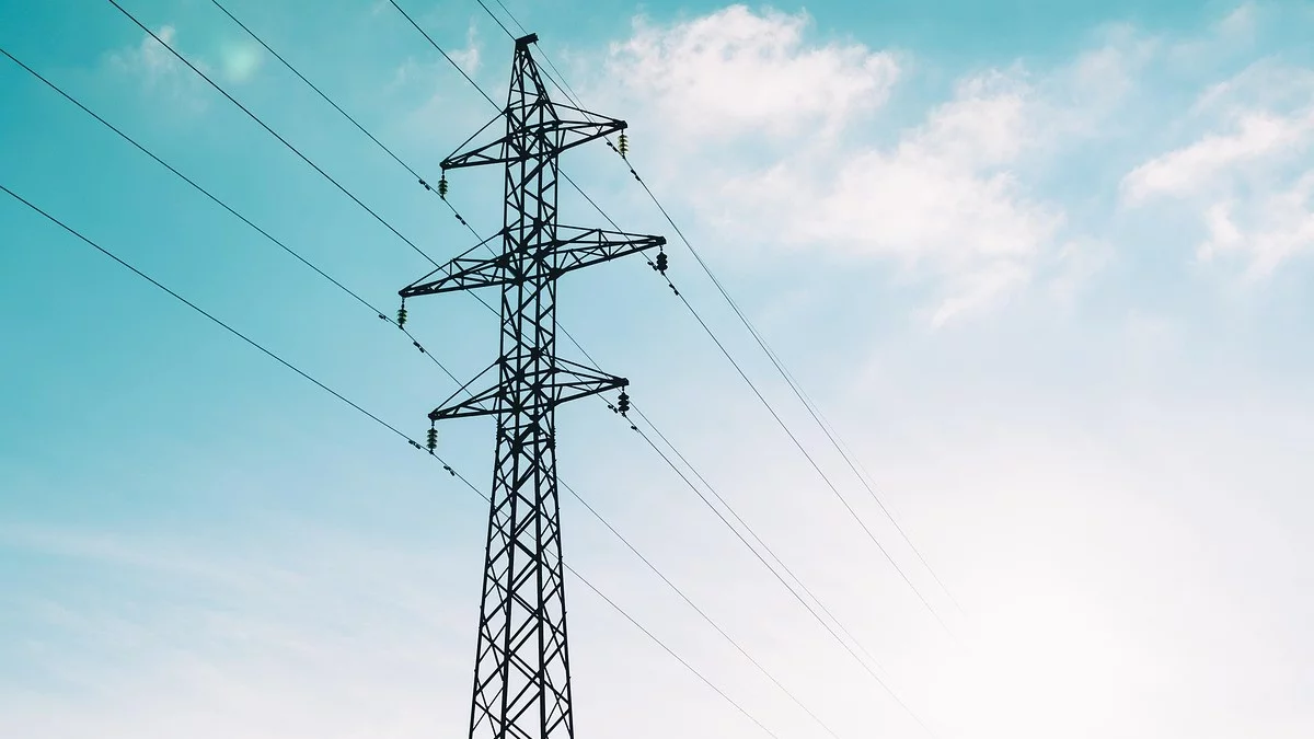 Mieszkańcy dwóch miejscowości bez prądu. Do kiedy potrwają utrudnienia?