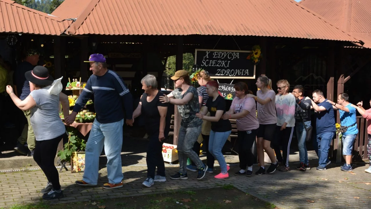 „Zatrzymajmy czas”. Integracja osób z niepełnosprawnościami w Bieszczadach [ZDJĘCIA]