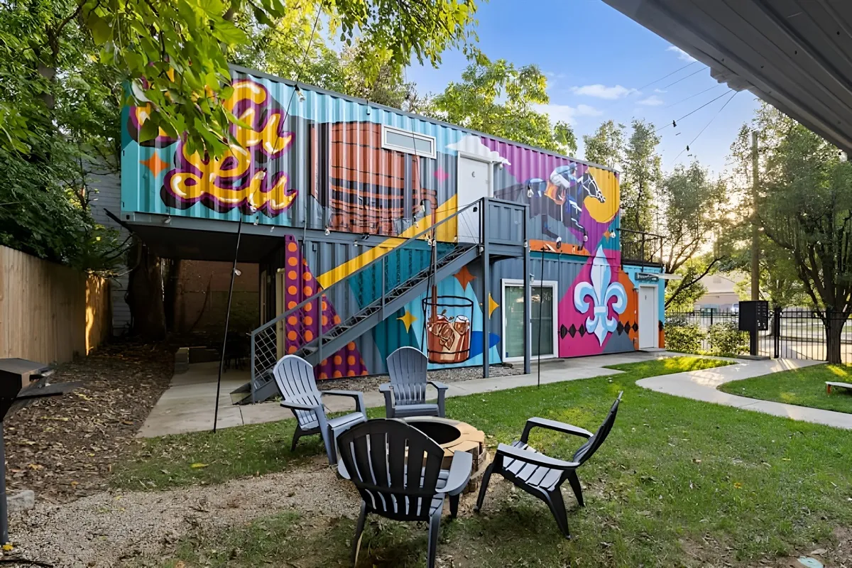 Modern NULU Container Loft