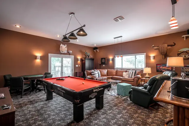 Highlands Hangout | 6BR Highlands Home near Restaurant Row: Game room with pool table